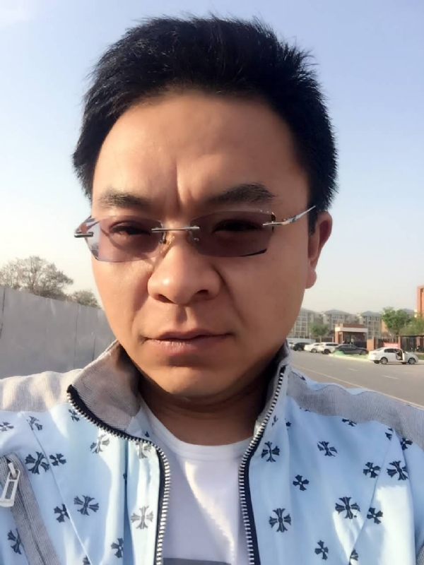 执着的等待的第一张照片--建瓯婚介网