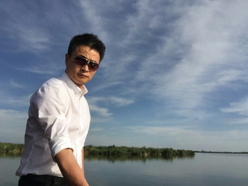 罗的第一张照片--建瓯婚介网