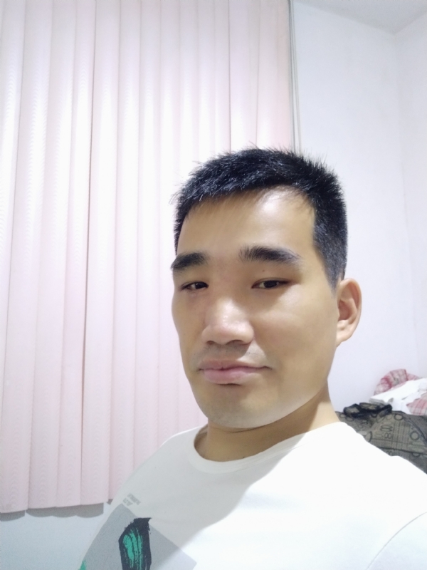 大男孩的第一张照片--建瓯婚介网