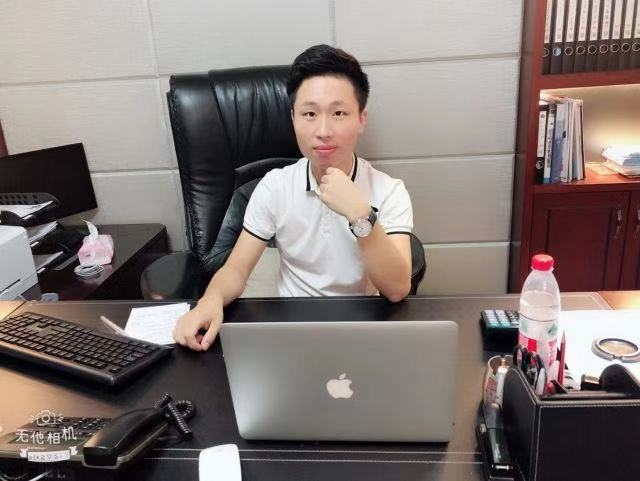 追梦的第一张照片--建瓯婚介网
