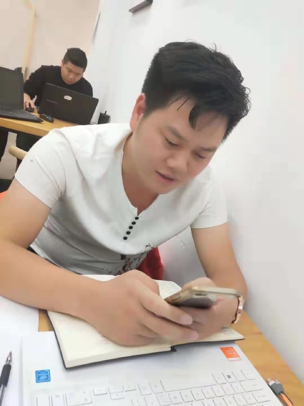麒麟的第一张照片--建瓯婚介网