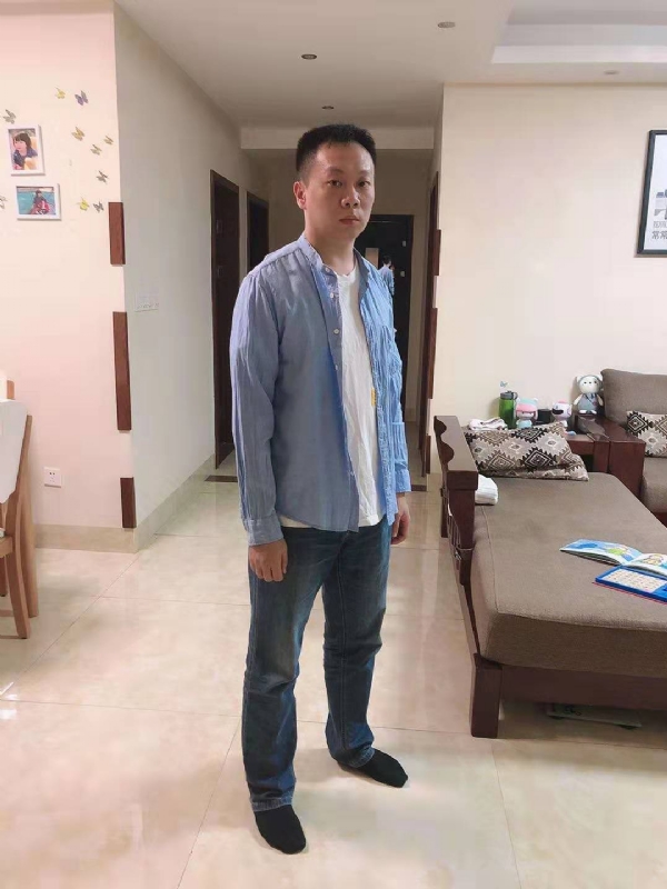 以勒的第一张照片--建瓯婚介网