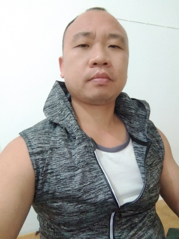 whm的第一张照片--建瓯婚介网
