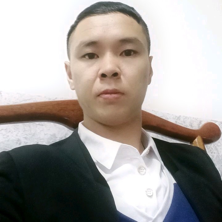 冷漠的第一张照片--建瓯婚介网