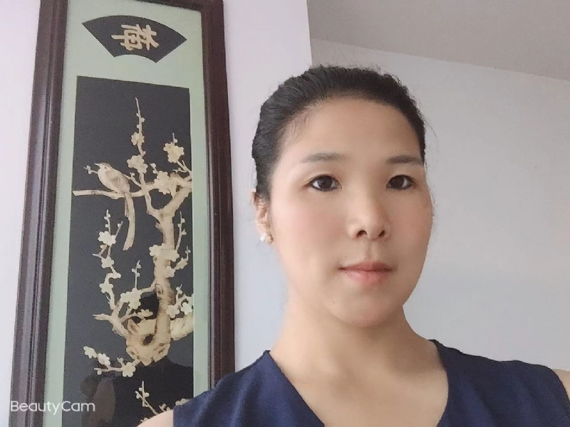 微笑的第一张照片--建瓯婚介网