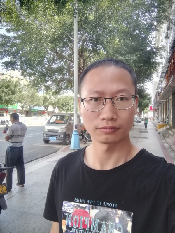 老虎的第一张照片--建瓯婚介网