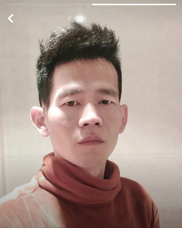 白了少年头的第一张照片--建瓯婚介网