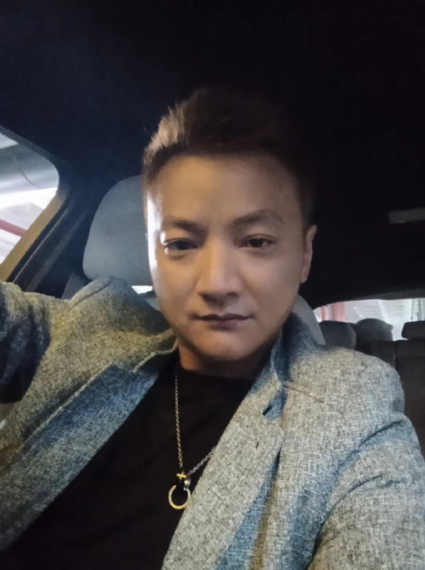 夜、有雨敲窗的第三张照片--建瓯婚介网
