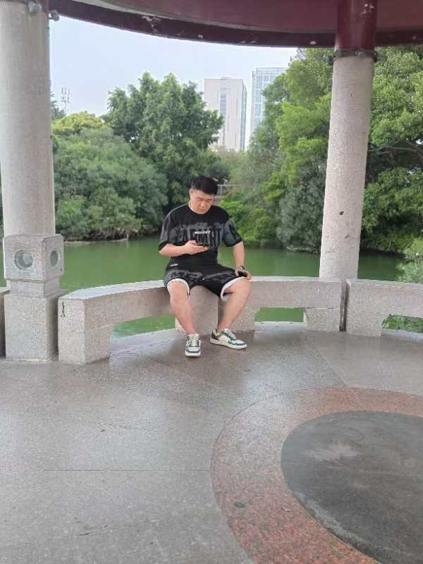 不善挽留的第一张照片--建瓯婚介网