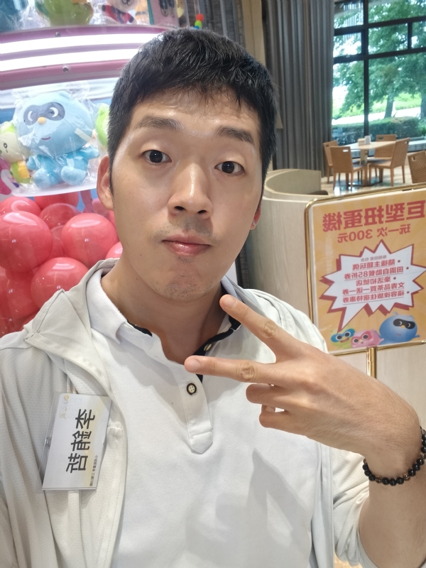 銪哲的第一张照片--建瓯婚介网